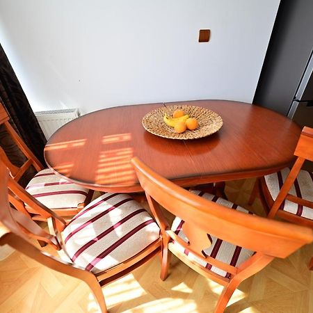 Vacation Apartment With Free Parking ซีบิว ภายนอก รูปภาพ