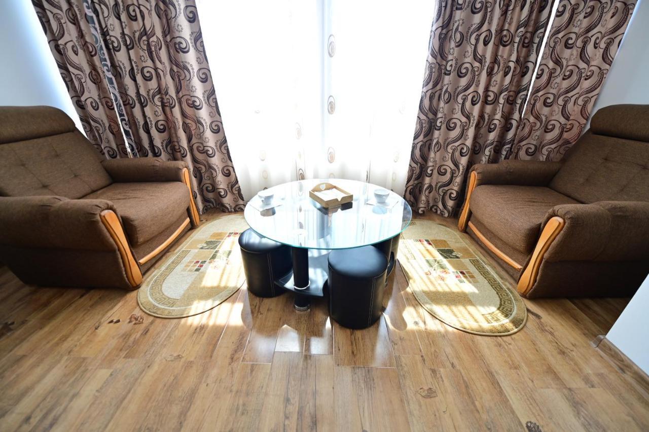 Vacation Apartment With Free Parking ซีบิว ภายนอก รูปภาพ